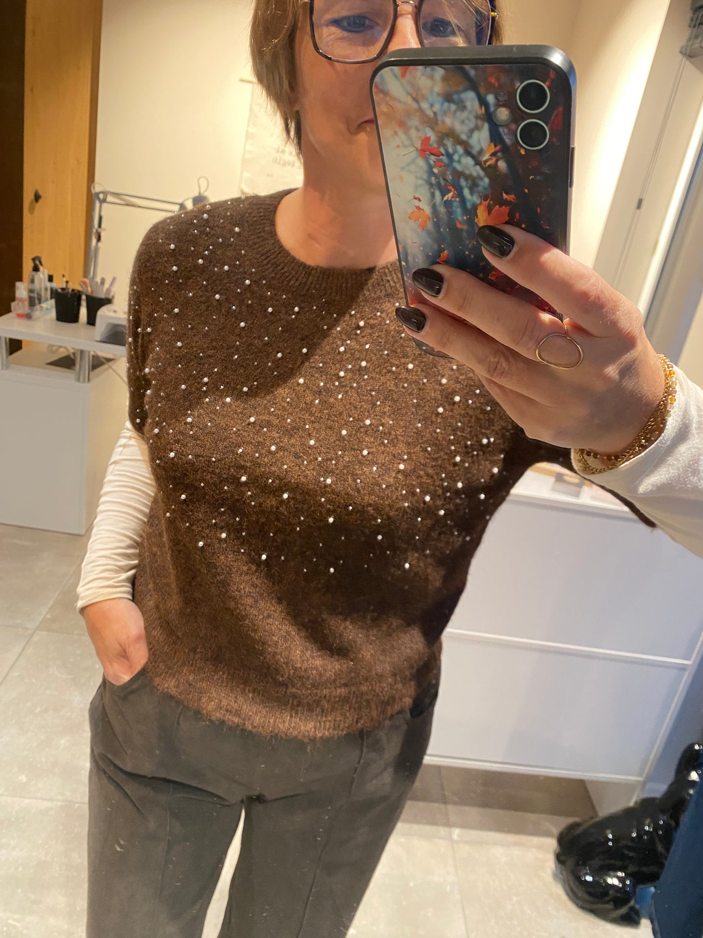 Trui met korte mouw en strass steentjes
