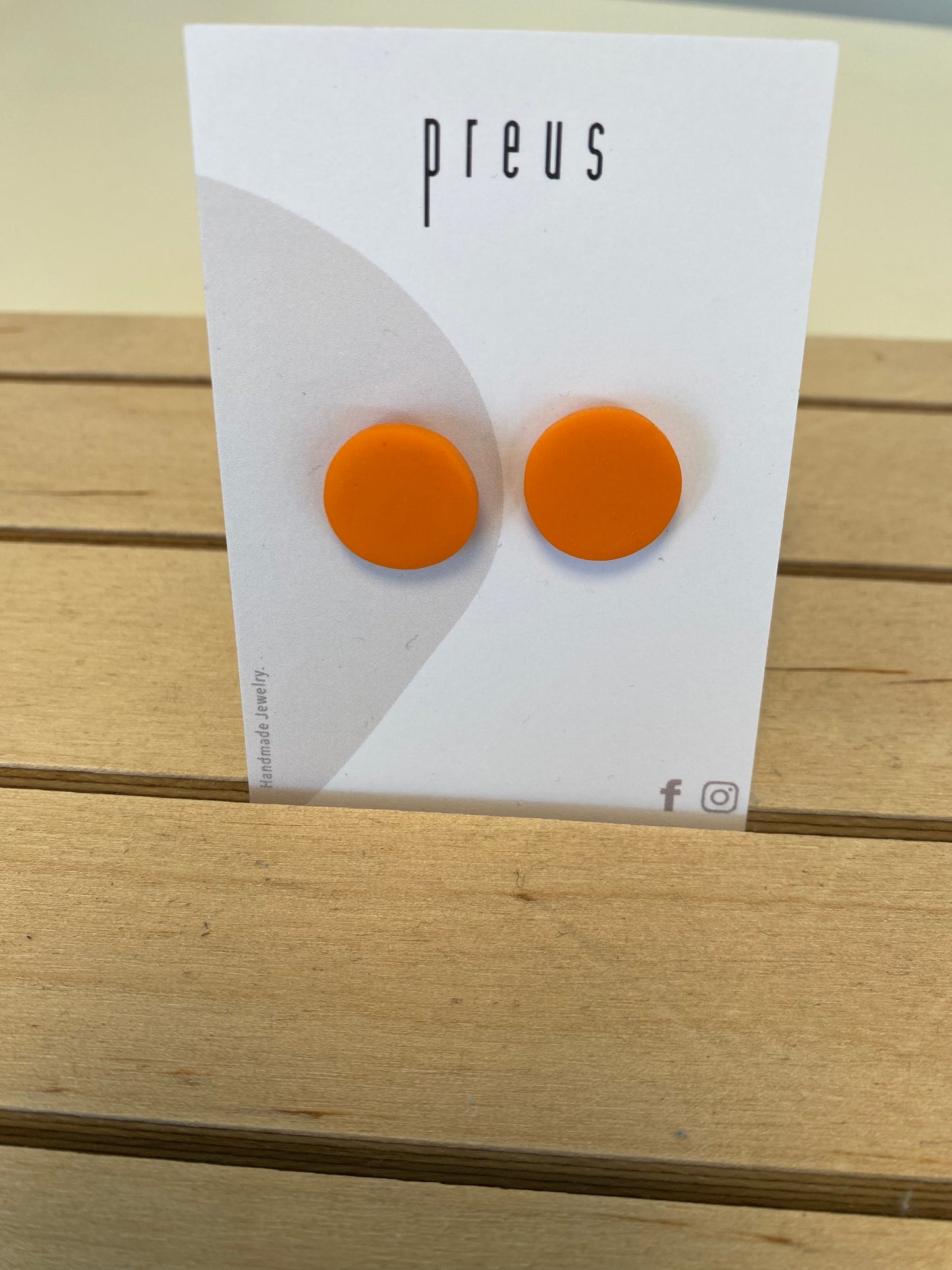 Oorring rond oranje