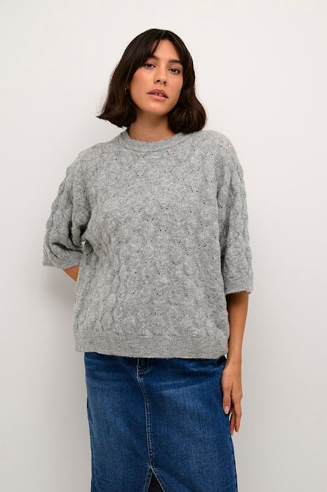 Kamalene knit pullover